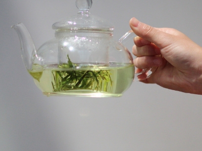喝茶的好處和壞處分別是什么，長(zhǎng)期喝茶有什么危害？
