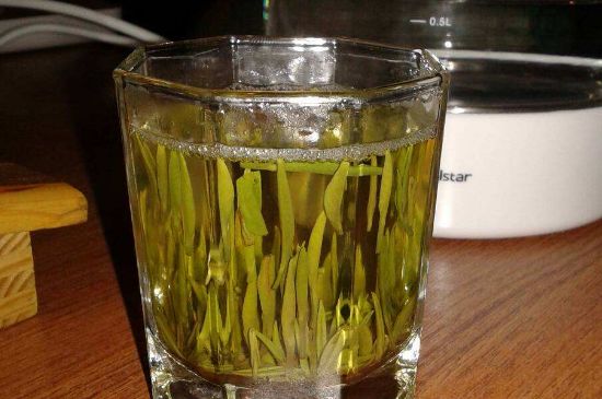 冷泡茶用什么茶葉最好，什么樣的茶適合冷泡？