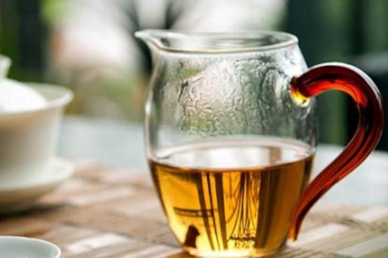 福鼎白茶能長時間悶泡嗎，老白茶可以悶著喝嗎？