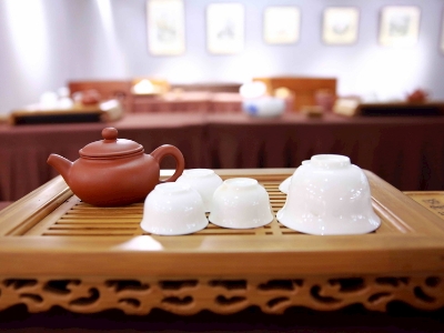 千萬別做兼職茶藝師，女人學(xué)茶藝好嗎？
