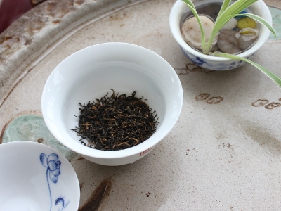 喝茶的好處和壞處分別是什么，長(zhǎng)期喝茶有什么危害？