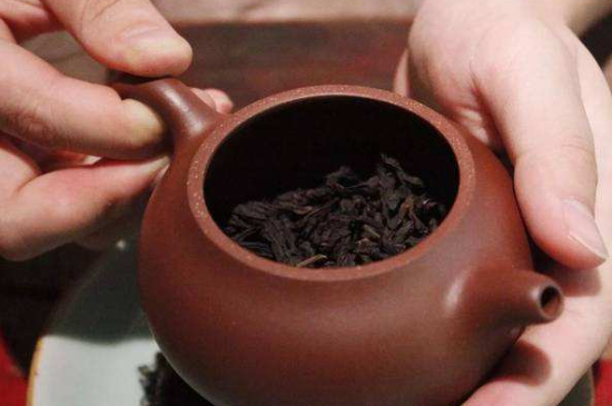 什么泥料的紫砂壺沖泡肉桂，武夷巖茶肉桂用哪種紫砂壺好？
