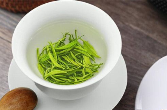 綠茶碧螺春怎么泡簡(jiǎn)易步驟，沖泡碧螺春的十二步驟口訣