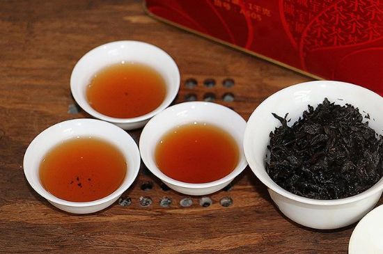 沖泡肉桂用紫砂壺還是蓋碗，武夷巖茶肉桂可以用紫砂壺沖泡嗎？