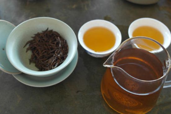 蜂蜜紅茶禁忌，喝蜂蜜紅茶的功效與禁忌