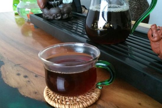 正常下一斤茶葉能喝多久，一個人一般一個月喝多少茶葉