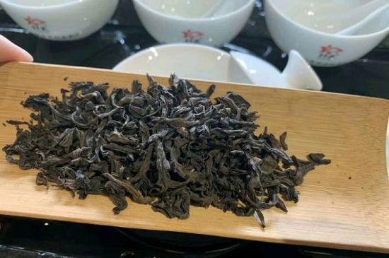 200一斤的茶葉算不算好，兩百一斤買的是中低檔茶