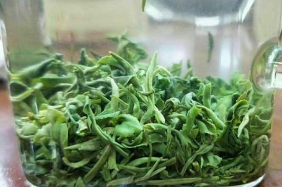 什么茶葉容易放香精，香精茶有什么危害？