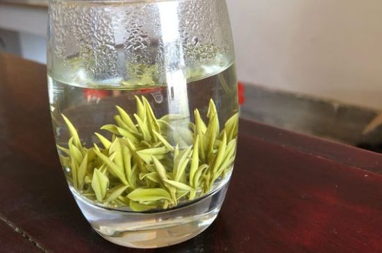 安吉白茶夏天怎么保存，安吉白茶能冷凍儲存嗎？