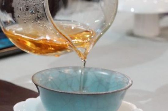 什么茶葉容易放香精，香精茶有什么危害？