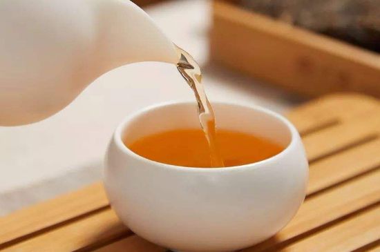 泡好的茶水放冰箱能保存多久，泡好的茶冷藏放多久？