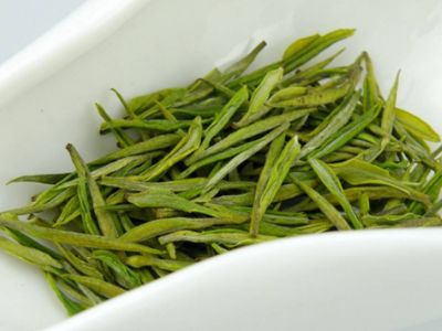 白茶顏色變黃還能喝嗎，發(fā)黃的白茶好不好？