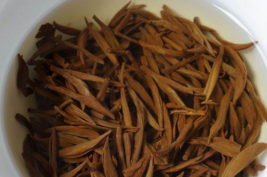 好壞金駿眉圖片對(duì)比，怎么挑選金駿眉茶葉