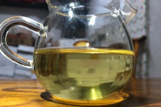 香精茶喝多了會怎么樣，茶葉加香精有什么害處？