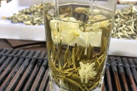 茉莉花花茶能煮嗎，喝茉莉花茶適合煮好還是泡好？