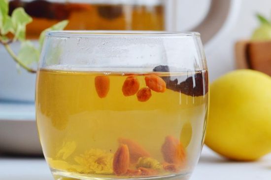 菊花茶的最佳搭配有哪幾樣，菊花茶和什么搭配喝效果好？