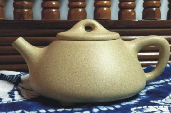 本山綠泥怎么分辨真假，真正的本山綠泥紫砂壺怎么鑒別？