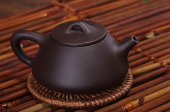 本山綠泥壺適合沖泡什么茶，紫砂壺本山綠最適合什么茶？