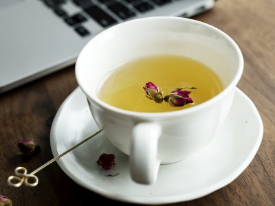 玫瑰花茶能豐胸嗎，天然豐胸花茶