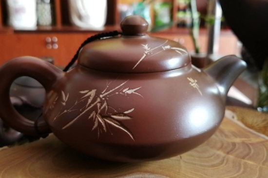 坭興陶主要泡什么茶，廣西坭興陶壺適合泡哪些茶？