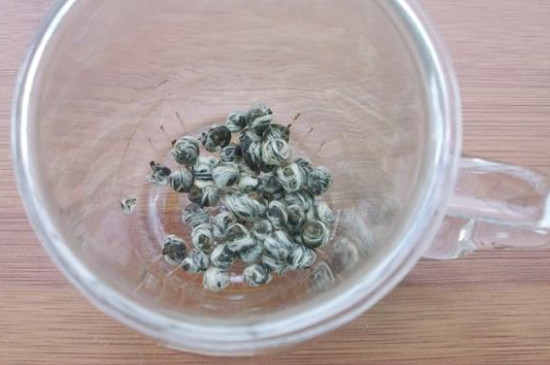 茉莉龍珠茶男人能喝嗎，男性夏季可以喝龍珠茶嗎