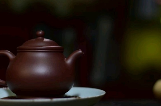 常見(jiàn)的七大材質(zhì)的茶具優(yōu)缺點(diǎn)，用什么材質(zhì)的茶具泡茶最好？