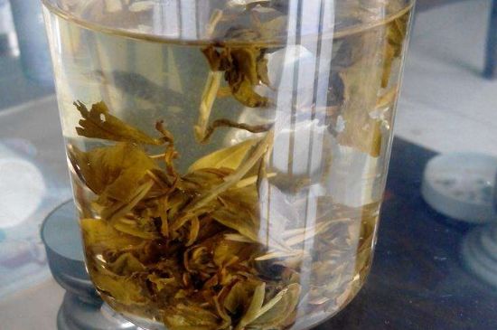茉莉龍珠保質(zhì)期多長時間，茉莉龍珠茶放幾年了還能喝嗎？