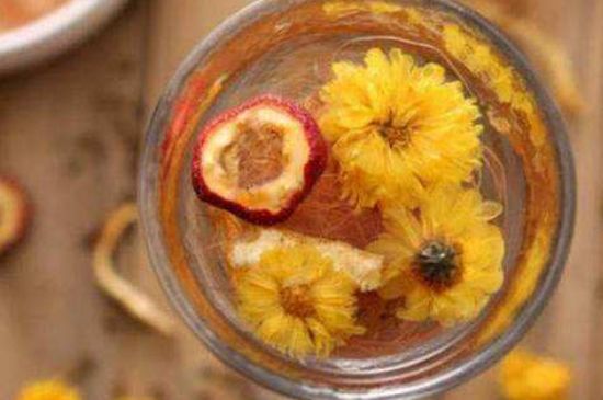 祛濕氣雙花茶，喝什么花茶祛濕氣排毒養(yǎng)顏