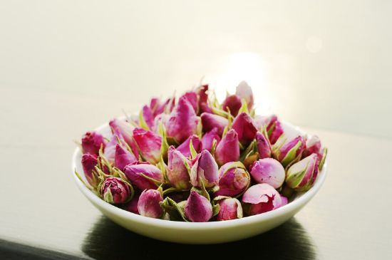 玫瑰花茶怎么泡不開(kāi)，玫瑰花茶泡著不開(kāi)花