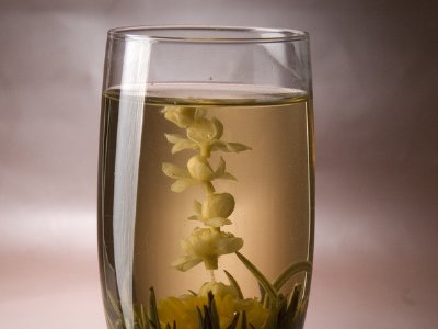 女孩喝茉莉茶的好處，茉莉花茶女生喝好嗎？