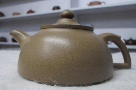 紫砂壺密密麻麻黑點(diǎn)，布滿了很多小黑點(diǎn)的紫砂好嗎