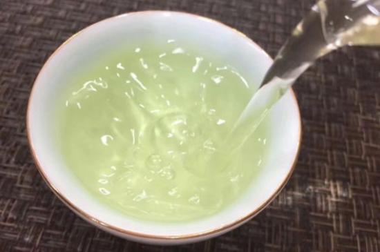 什么茶葉喝起來超級香，什么茶泡出來滿屋濃香?