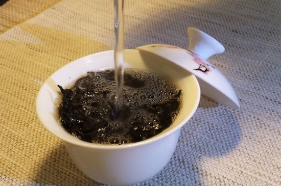 大紅袍茶葉好嗎？大紅袍被譽(yù)為“茶中之王”！