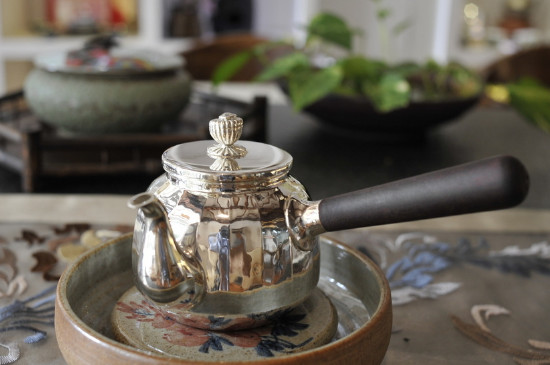 黑茶用什么壺煮最好，黑茶用什么煮效果好？