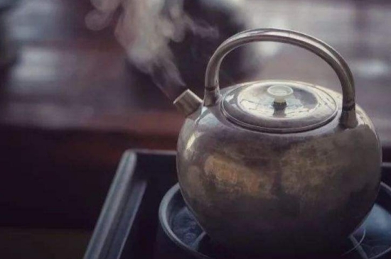 煮茶的步驟圖解，正確的煮白茶方法！