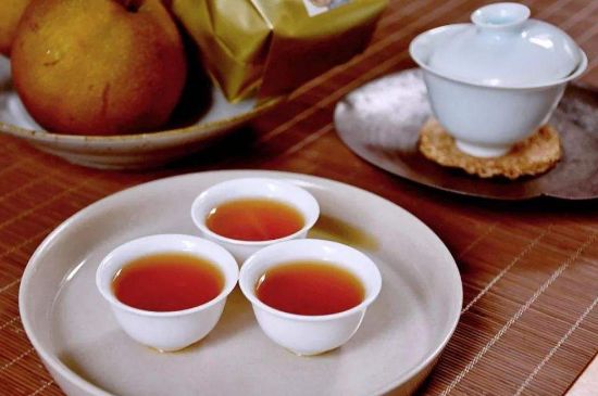 為什么喝巖茶看不起別的茶，喝巖茶的看不上所有茶類？