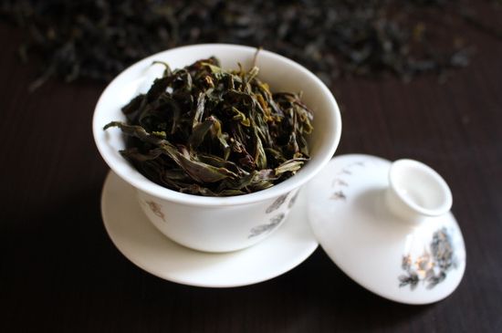 鋸朵仔跟鴨屎香哪個貴，鋸朵子和鴨屎香哪個好喝？