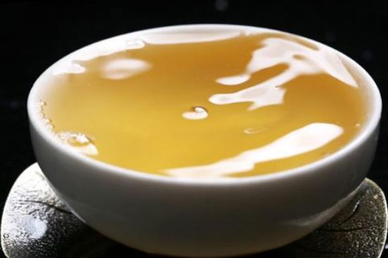 綠茶加重濕氣？濕氣體質(zhì)寒的人能喝綠茶嗎