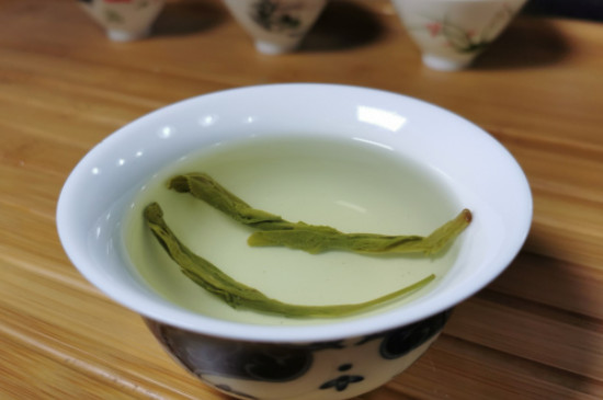 什么綠茶茶葉唇齒留香，哪個(gè)品種綠茶香氣好？