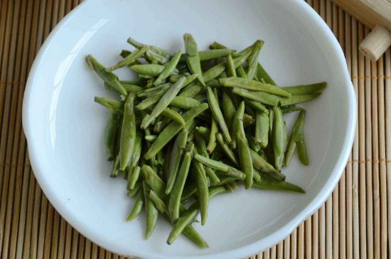 雀舌和竹葉青的區(qū)別，雀舌對(duì)比竹葉青圖片